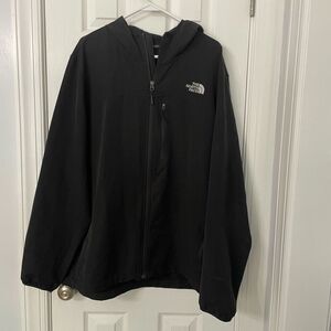 The North Face Men’s XXL Black Hooded Softshell Jacket